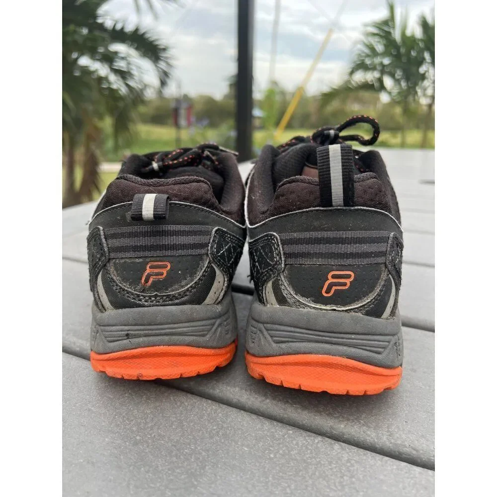 Fila features men
